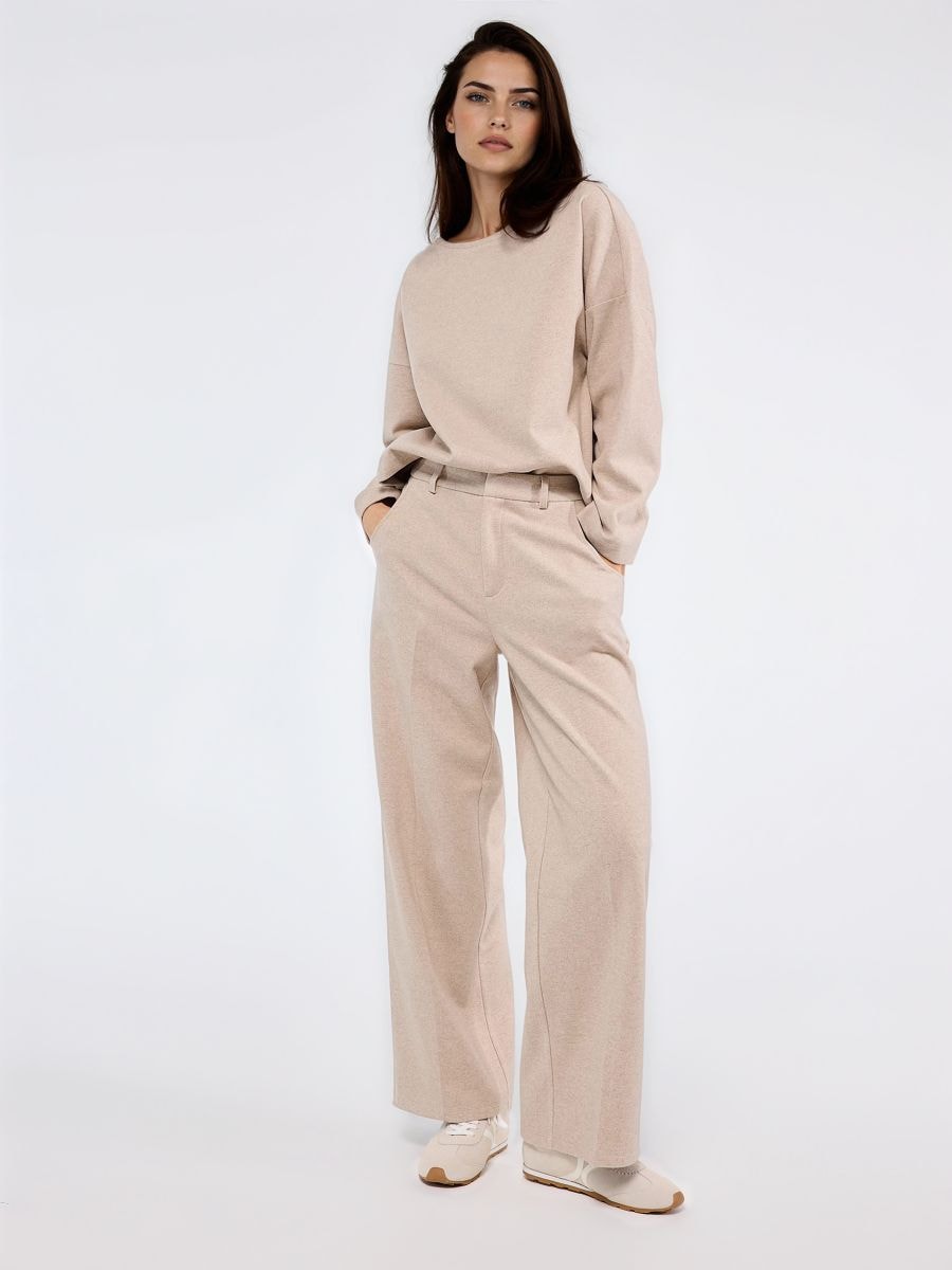 Bluzka z dekoltem w łódkę