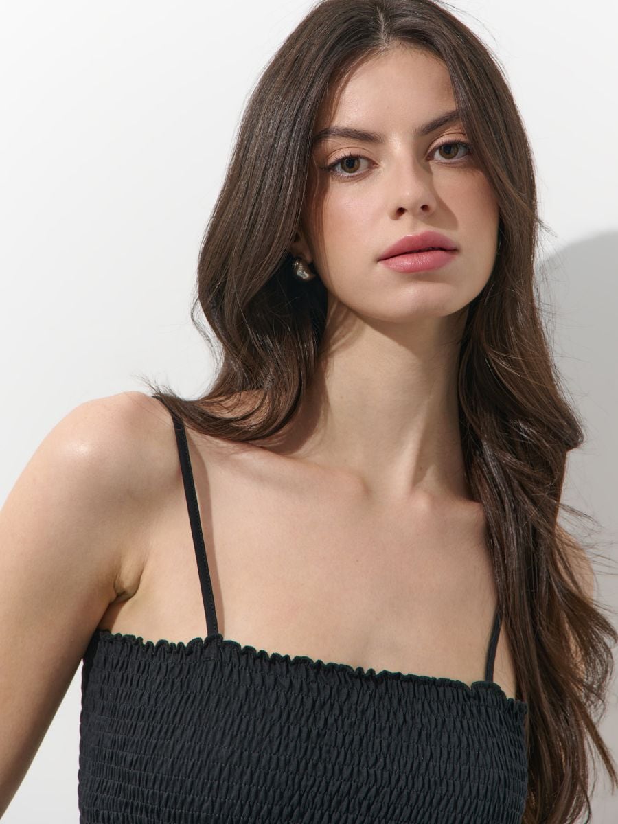 Bawełniany top z baskinką