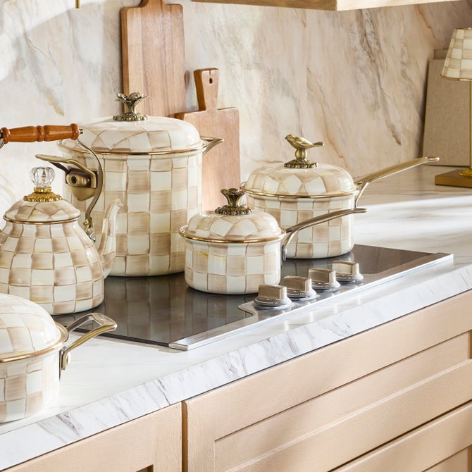 Mocha Check 1 Qt. Saucepan