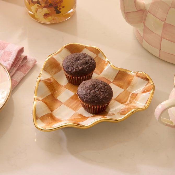 Ginger Check Fluted Heart Plate