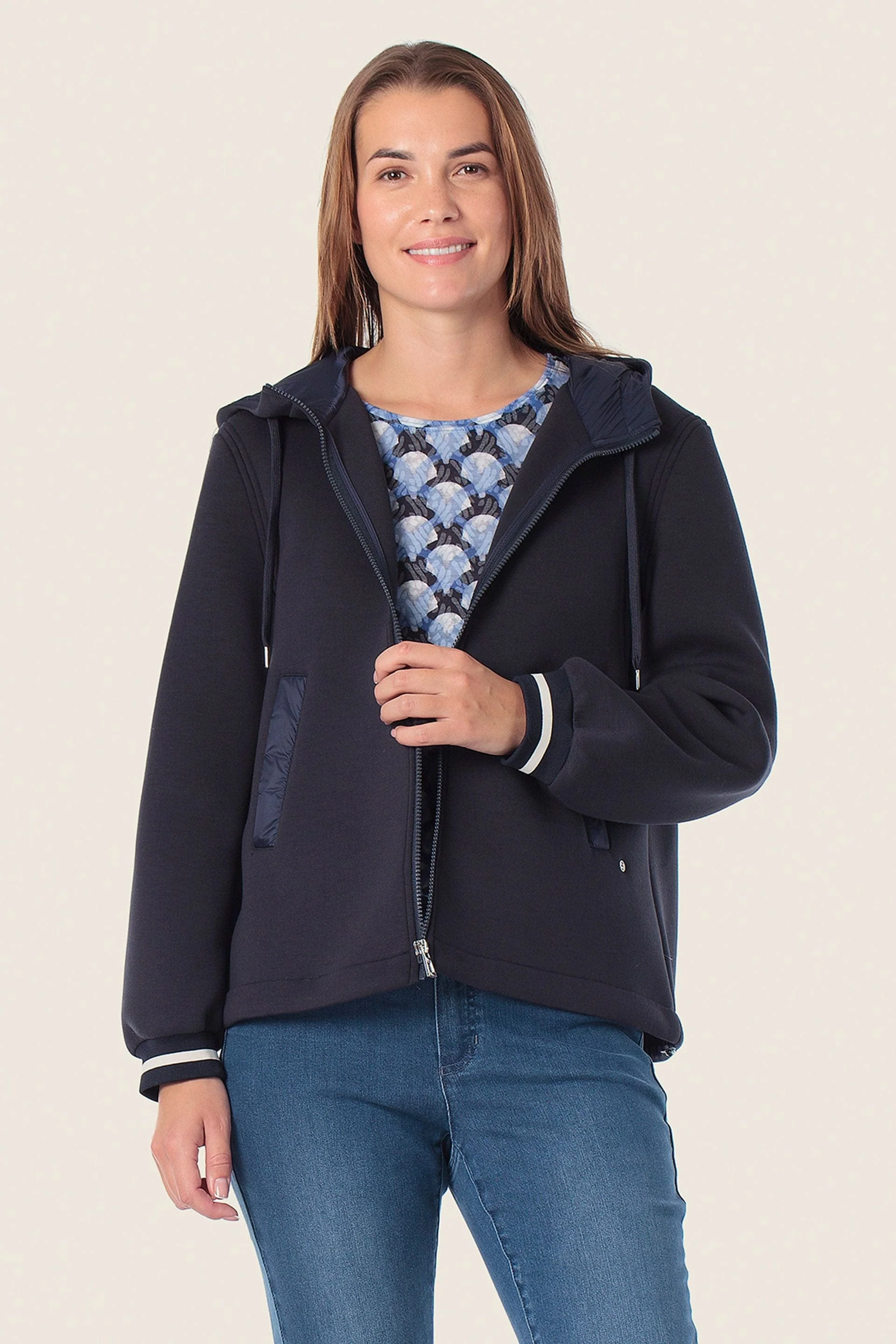 Jacke mit Kapuze