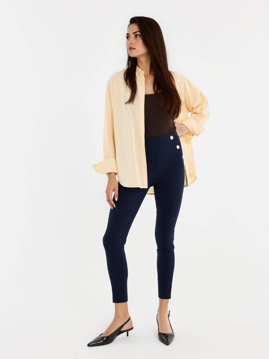 Beżowe spodnie skinny