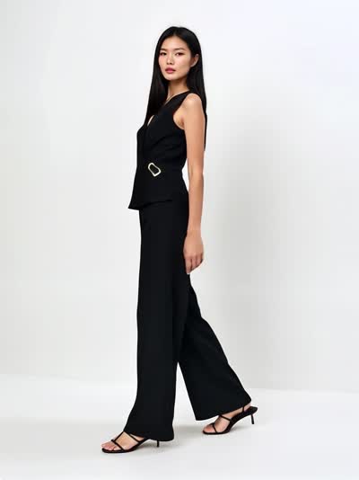 Elegancki czarny kombinezon