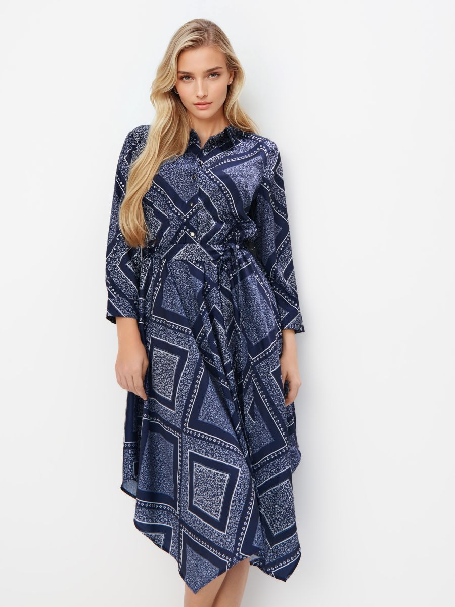 Koszulowa sukienka midi