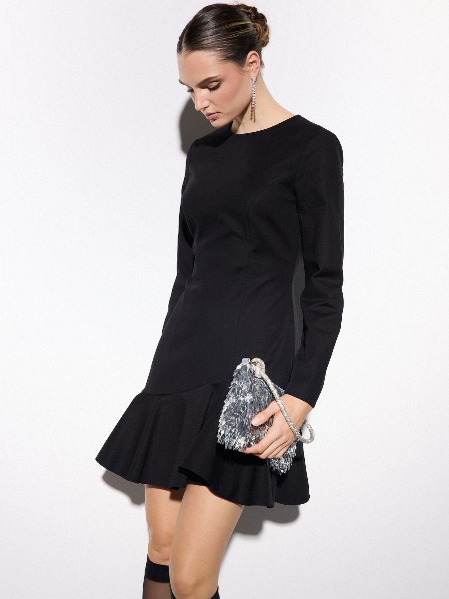 Czarna sukienka mini