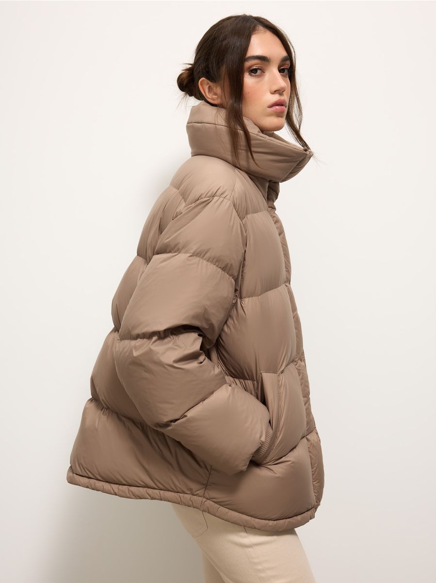 Puchowa beżowa kurtka