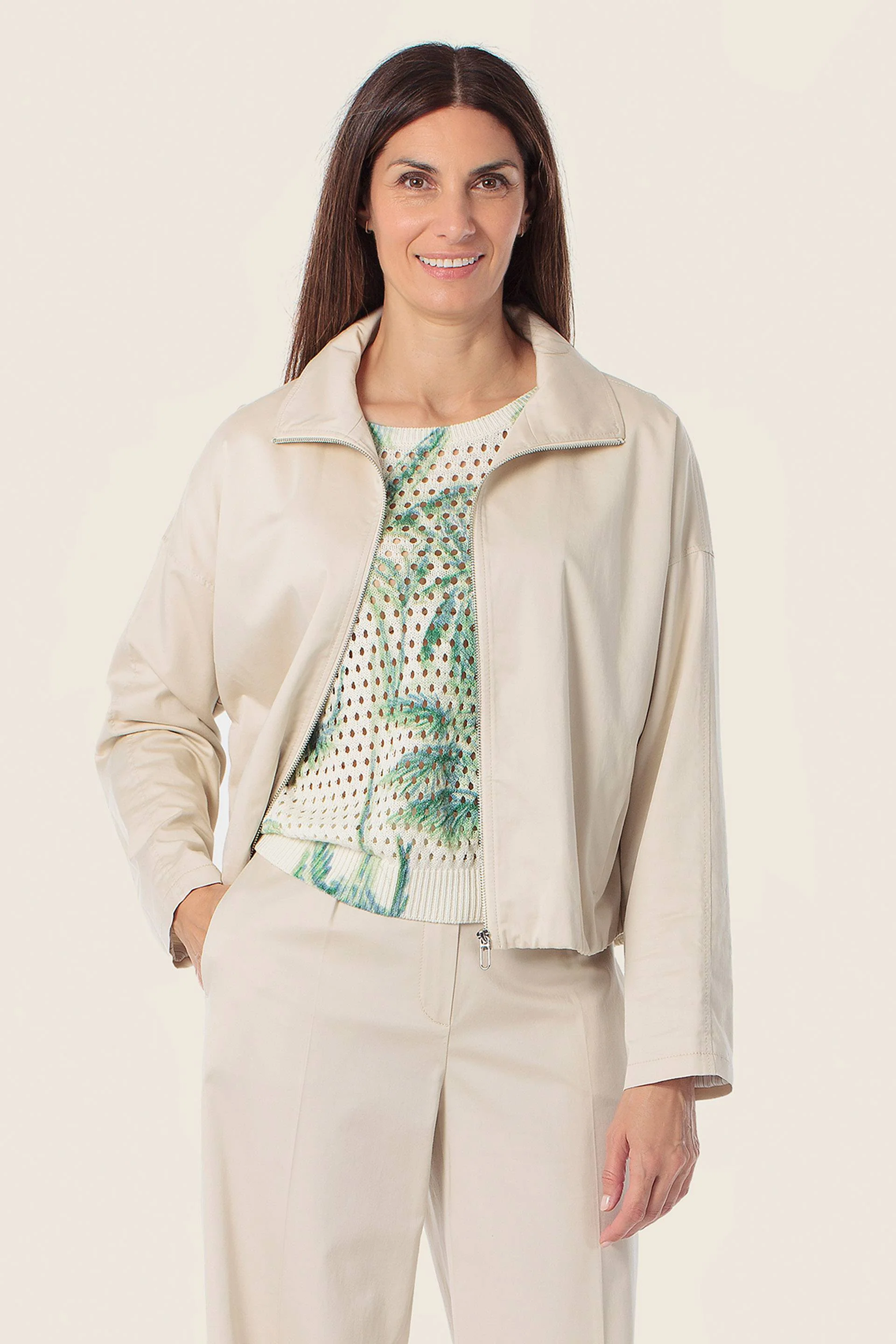 Sportlich-elegante Jacke im Bomber-Stil