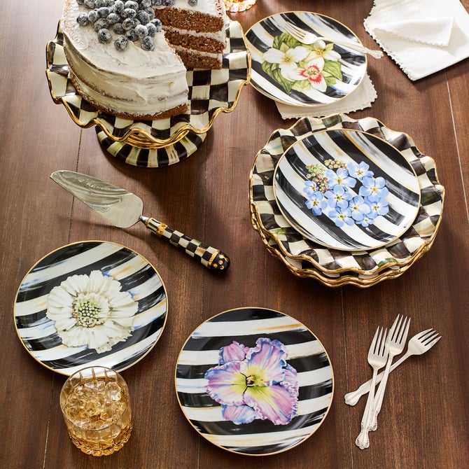 Courtly Check Ceramic Fluted Dessert Plate