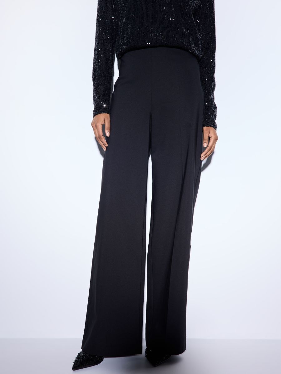 Spodnie z szeroką nogawką