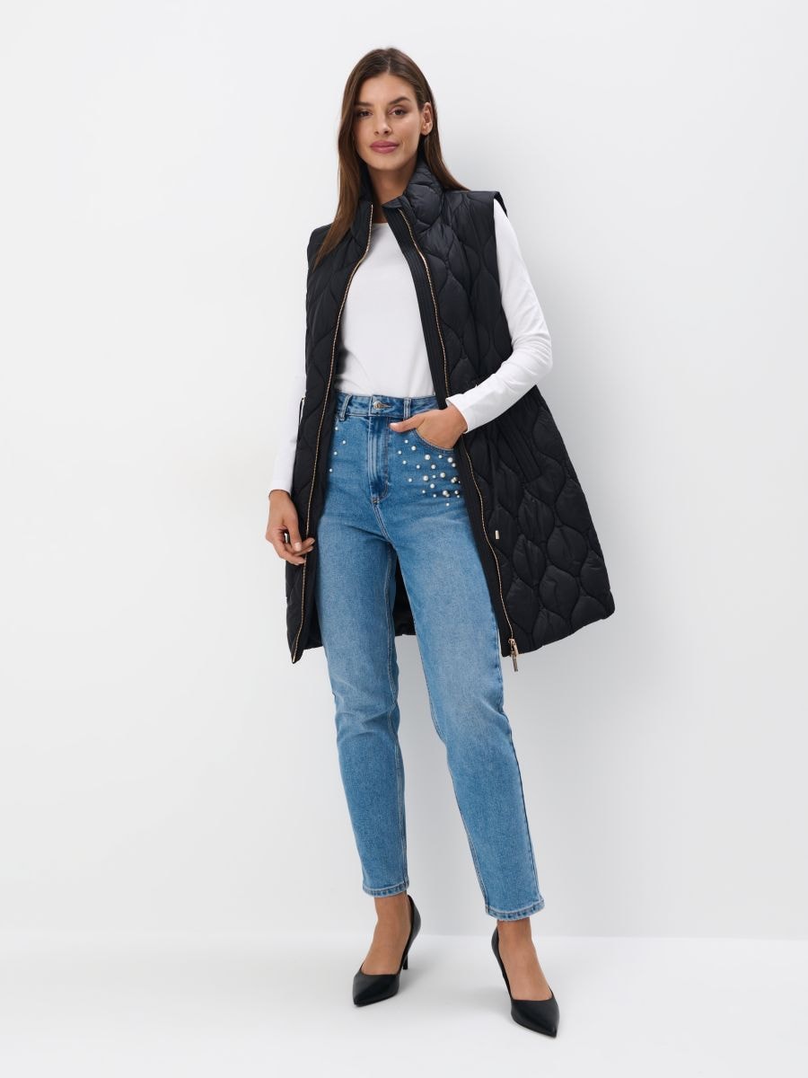 Pikowana czarna kamizelka