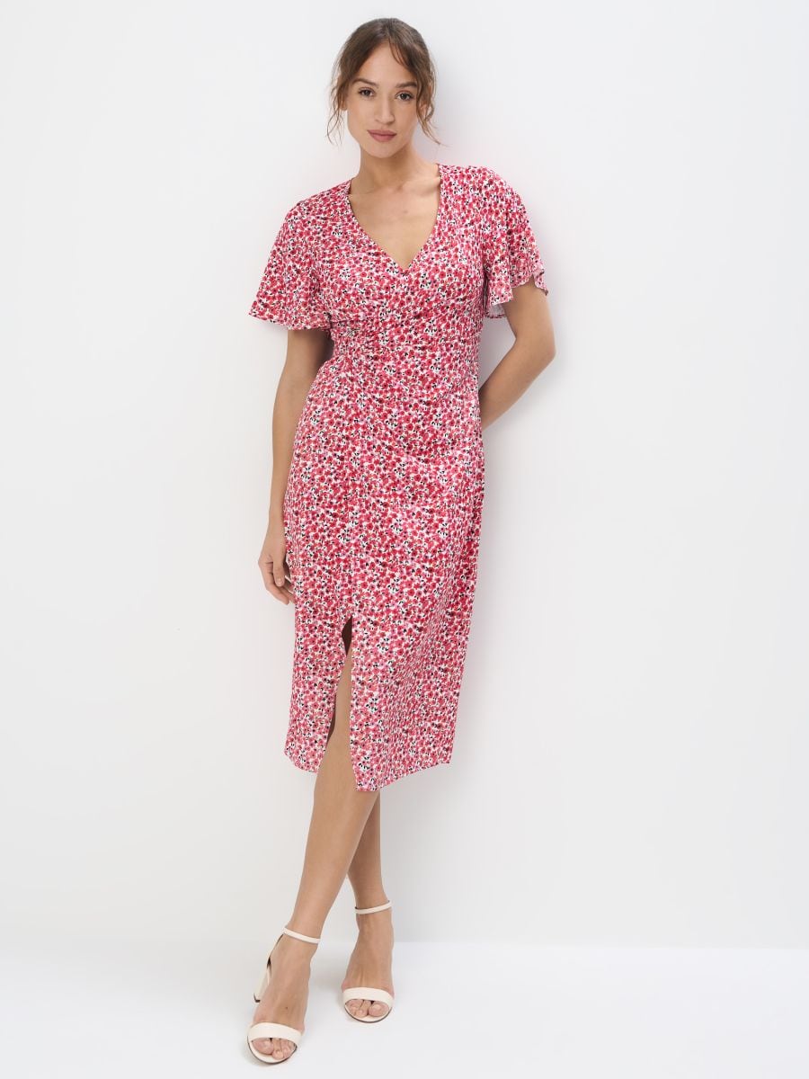 Kopertowa sukienka midi w kwiaty