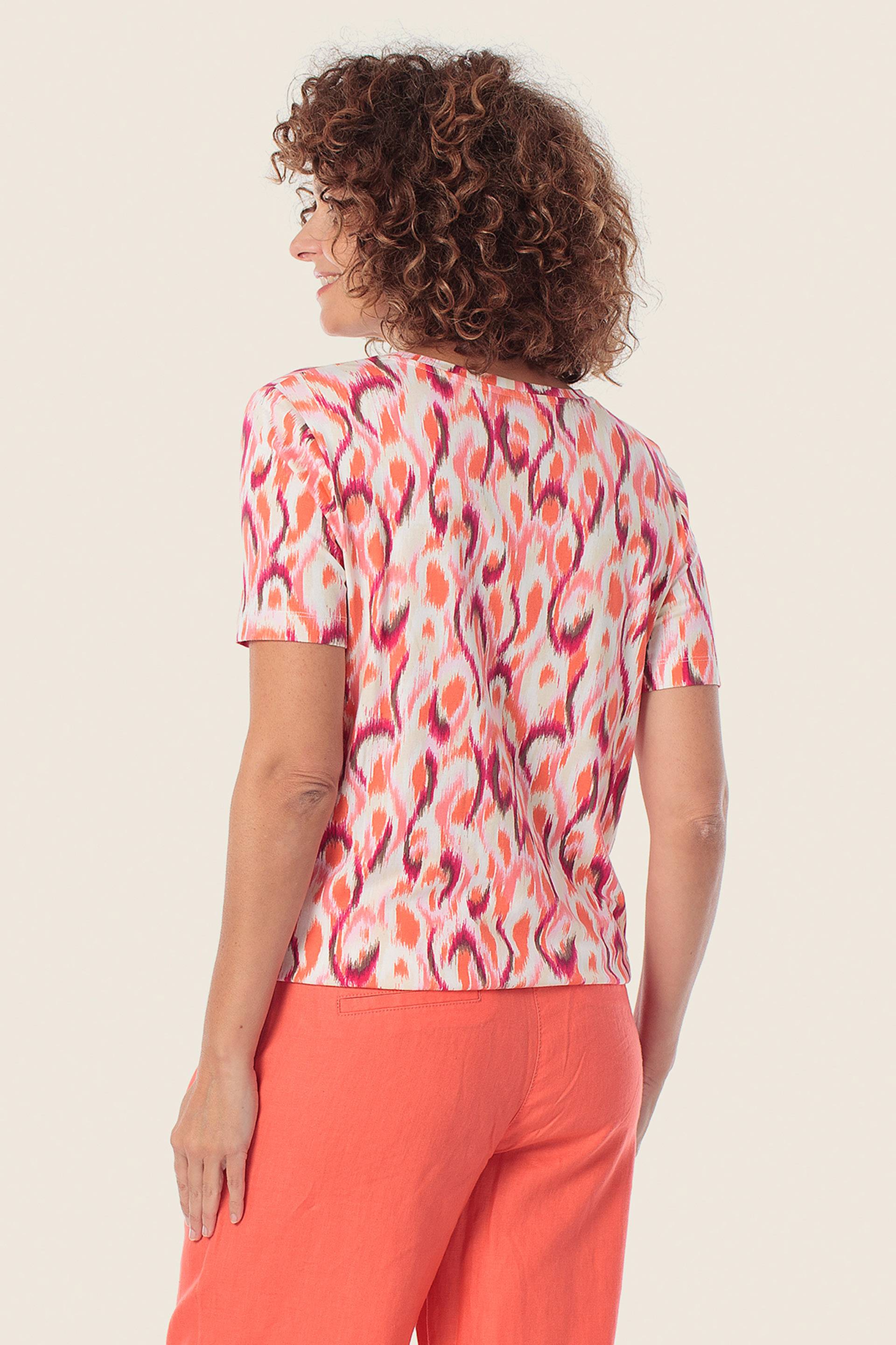 Bedrucktes T-Shirt mit Ikat-Muster