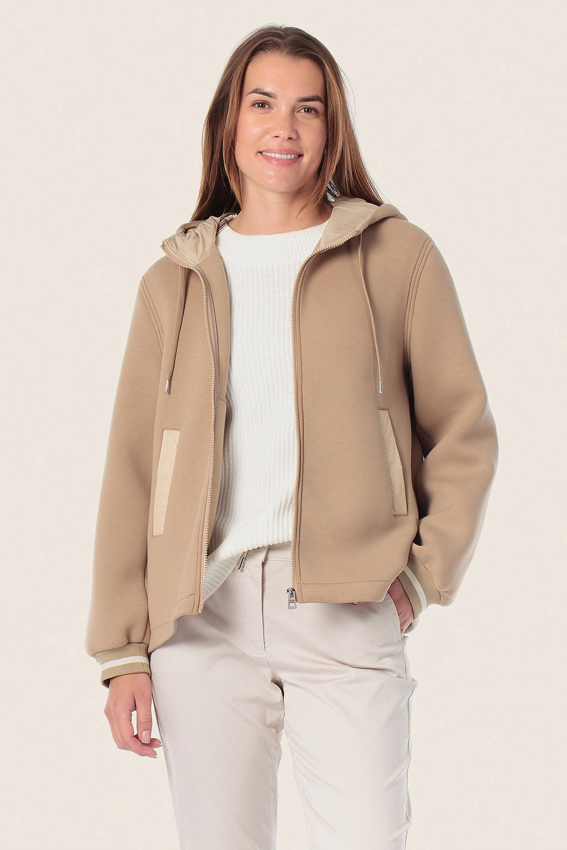 Jacke mit Kapuze
