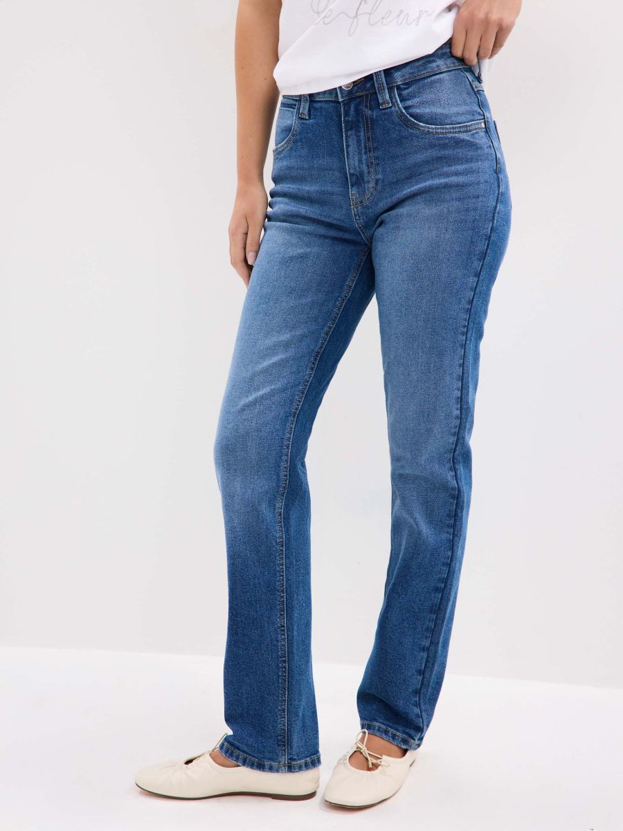 Jeansy straight