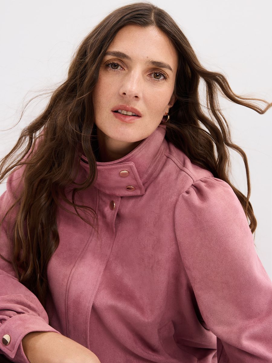 Brązowa kurtka typu biker