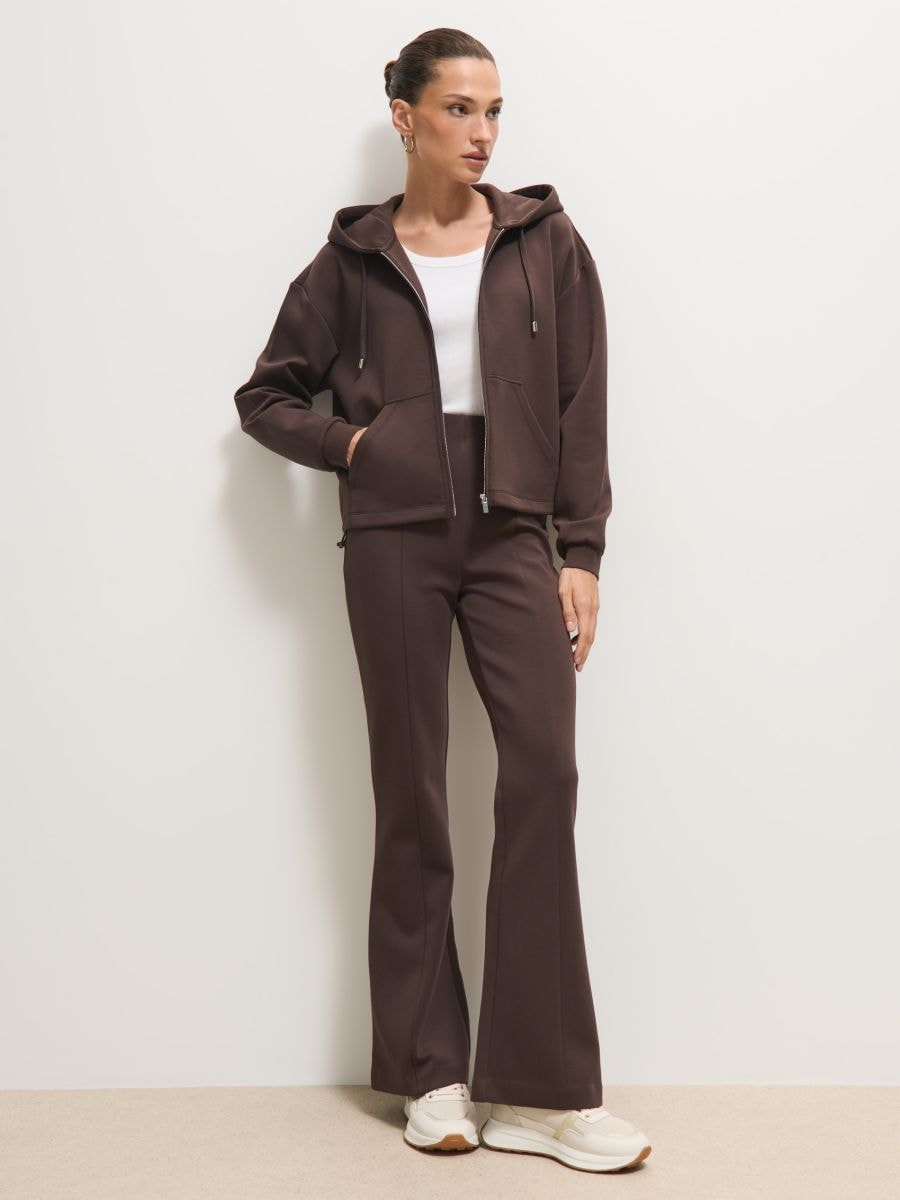 Spodnie dresowe flare