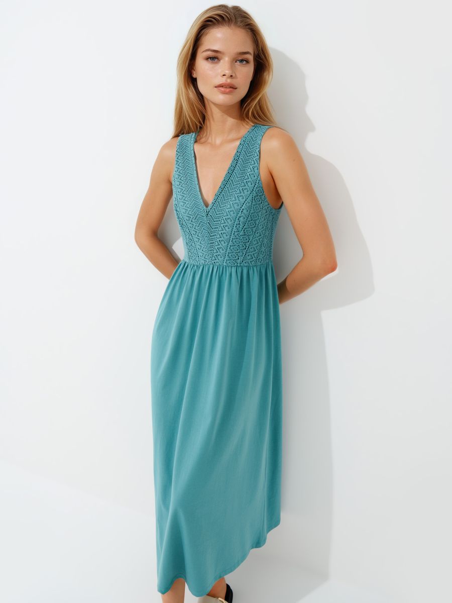 Letnia czarna sukienka midi