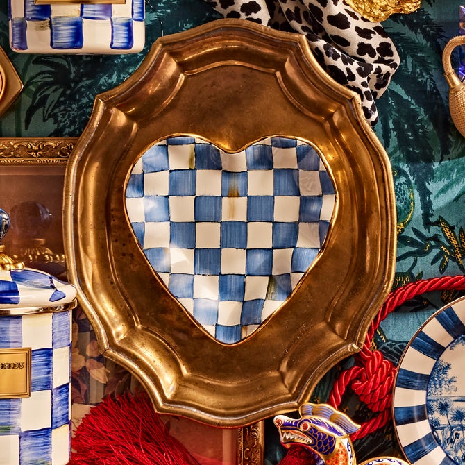 Royal Check Fluted Heart Plate