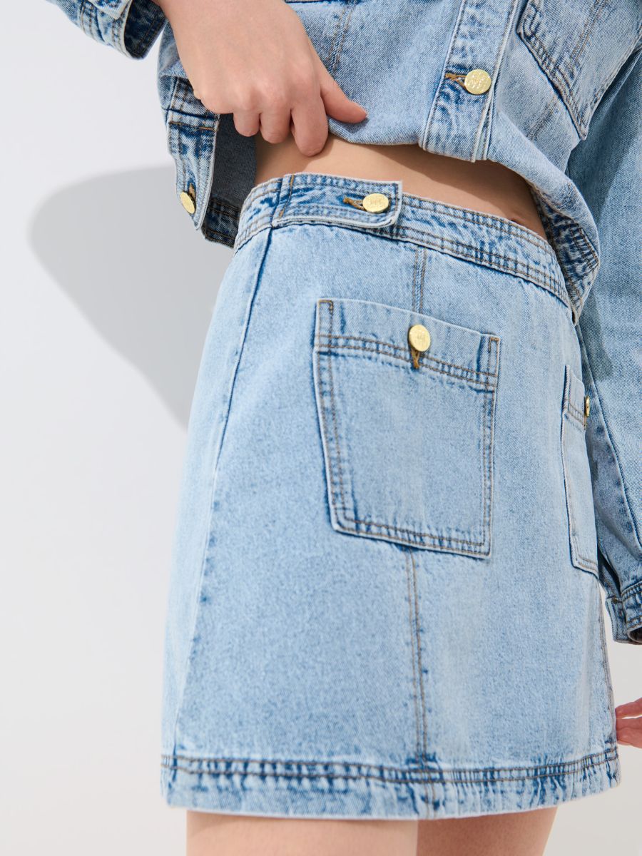 Jeansowa spódnica mini