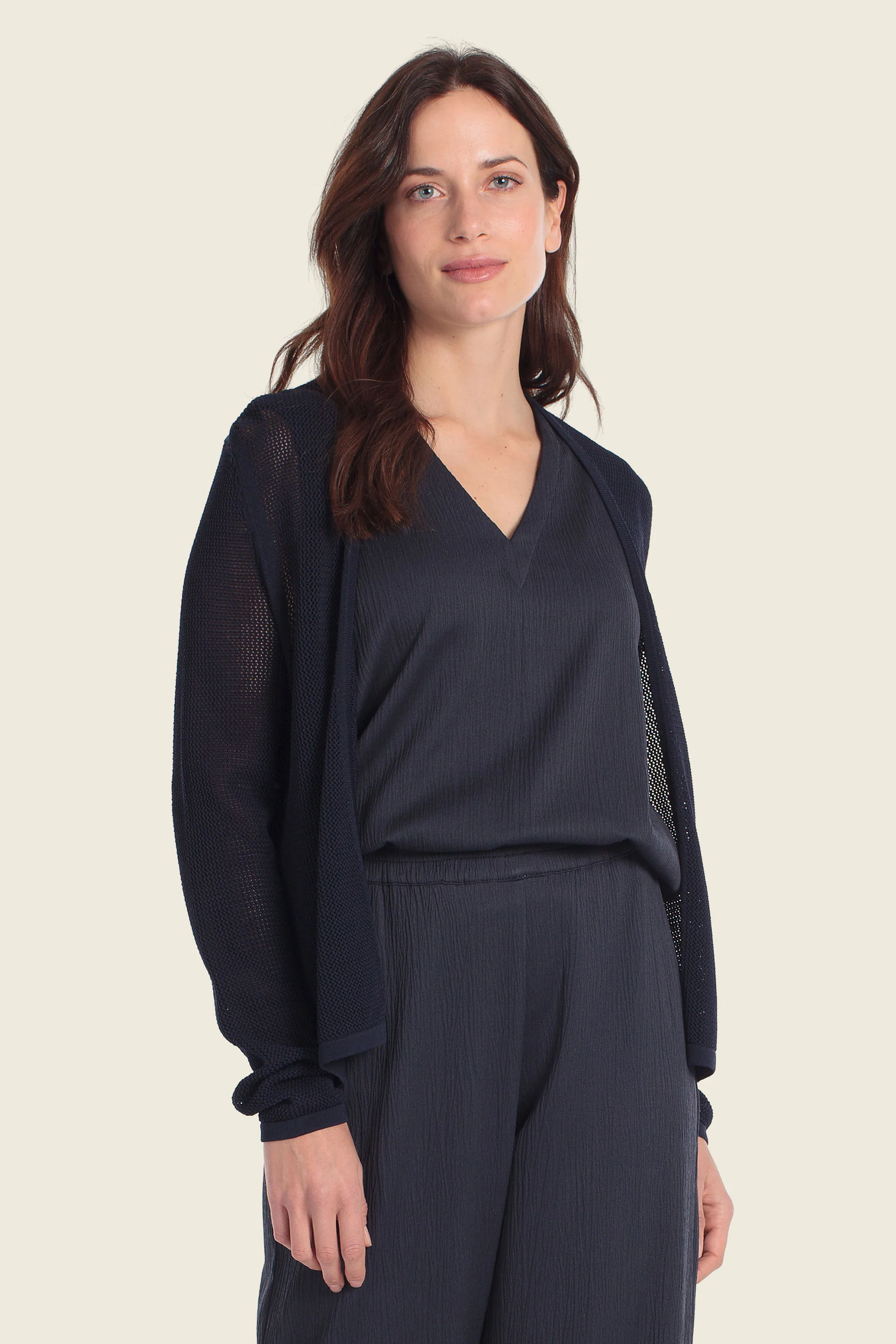 Leichte, offene Strickjacke