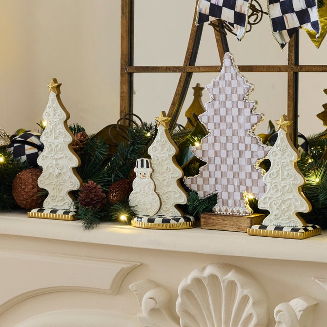 Gingerbread Small Snowman Tree