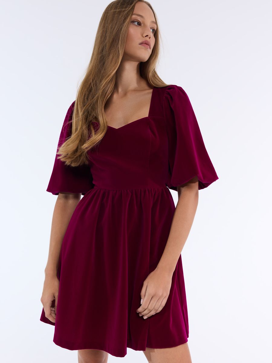 Welurowa sukienka mini