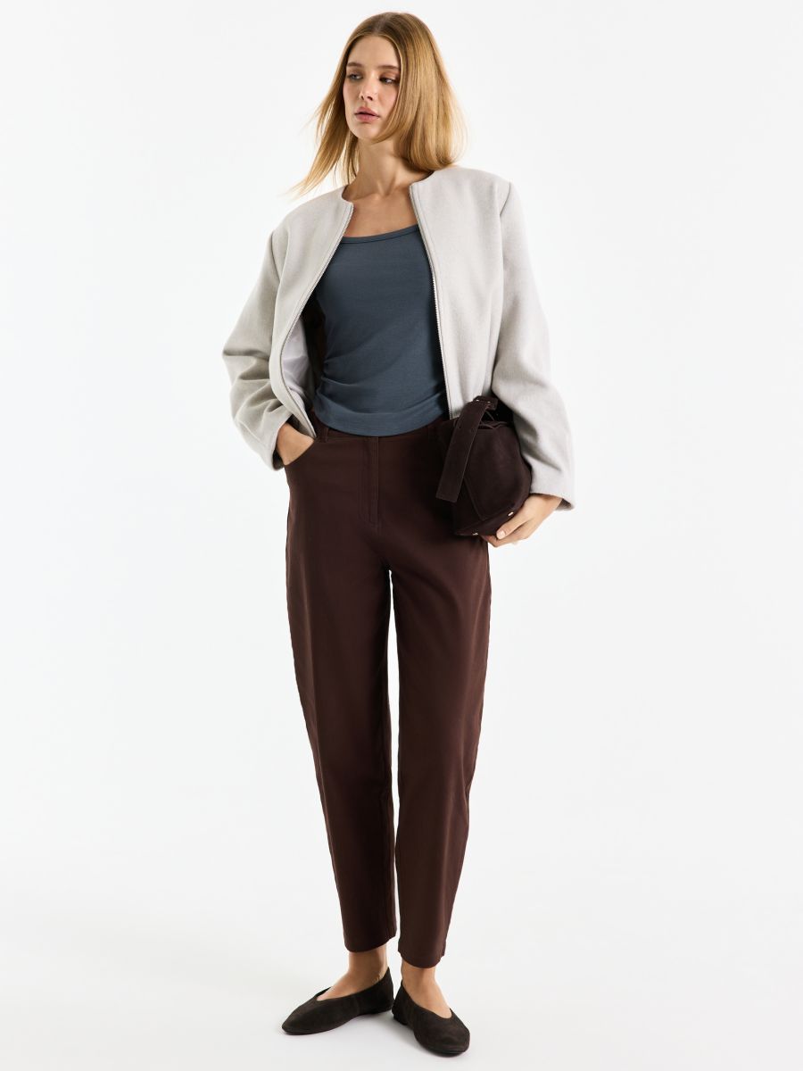 Błękitna kurtka bomberka z wełną