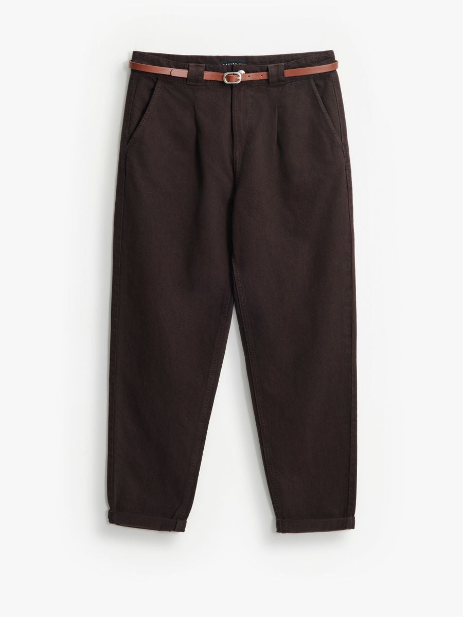 Jeansy chino slim z paskiem