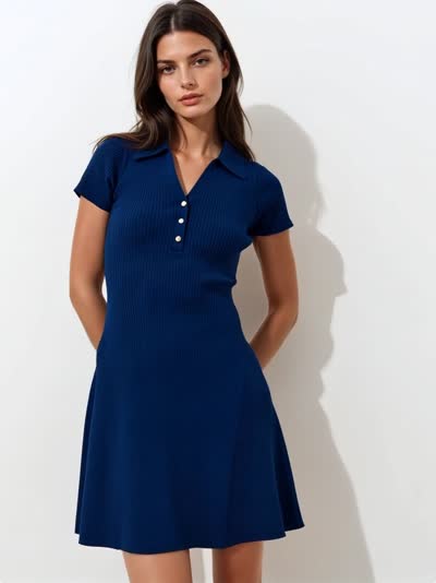 Granatowa sukienka mini z kołnierzykiem polo