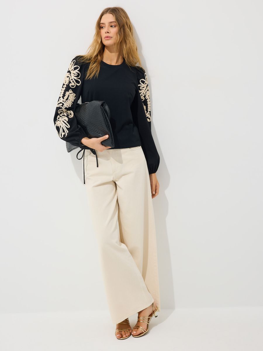 Bawełniana bluzka z aplikacją