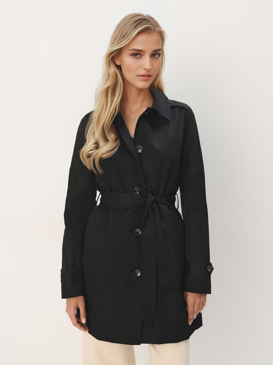 Beżowy tencz z wiązaniem w talii