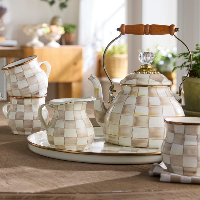 Mocha Check Round Tray