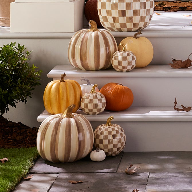 Mocha Stripe Medium Pumpkin