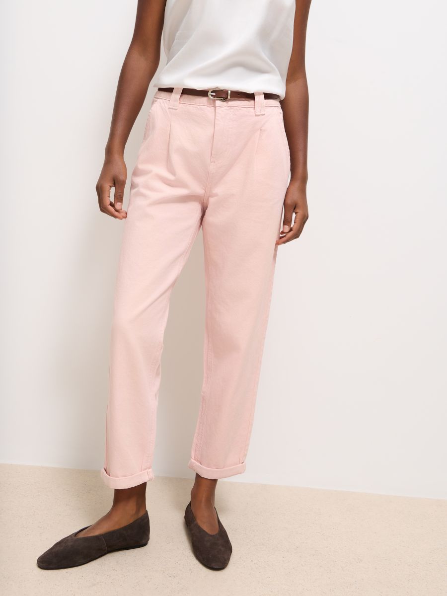 Jeansy chino slim z paskiem