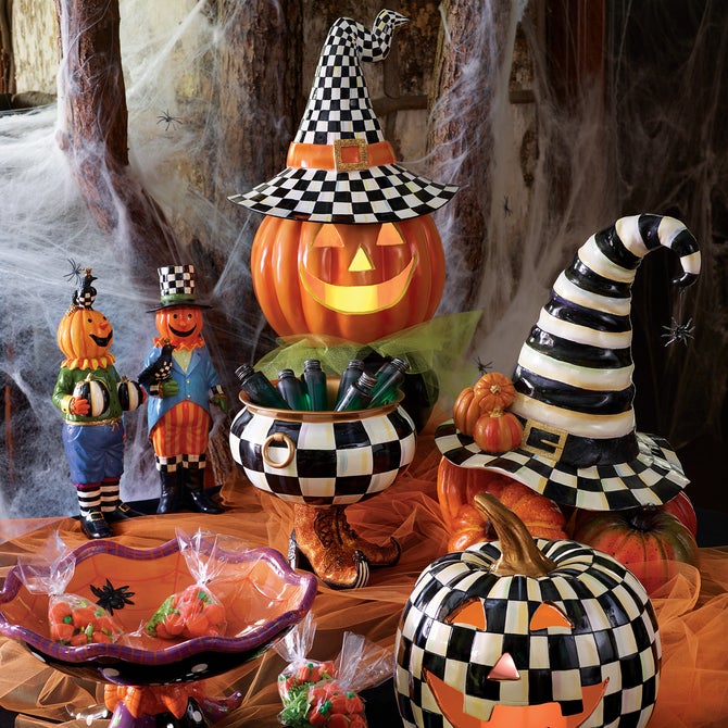 Courtly Stripe Witch's Hat