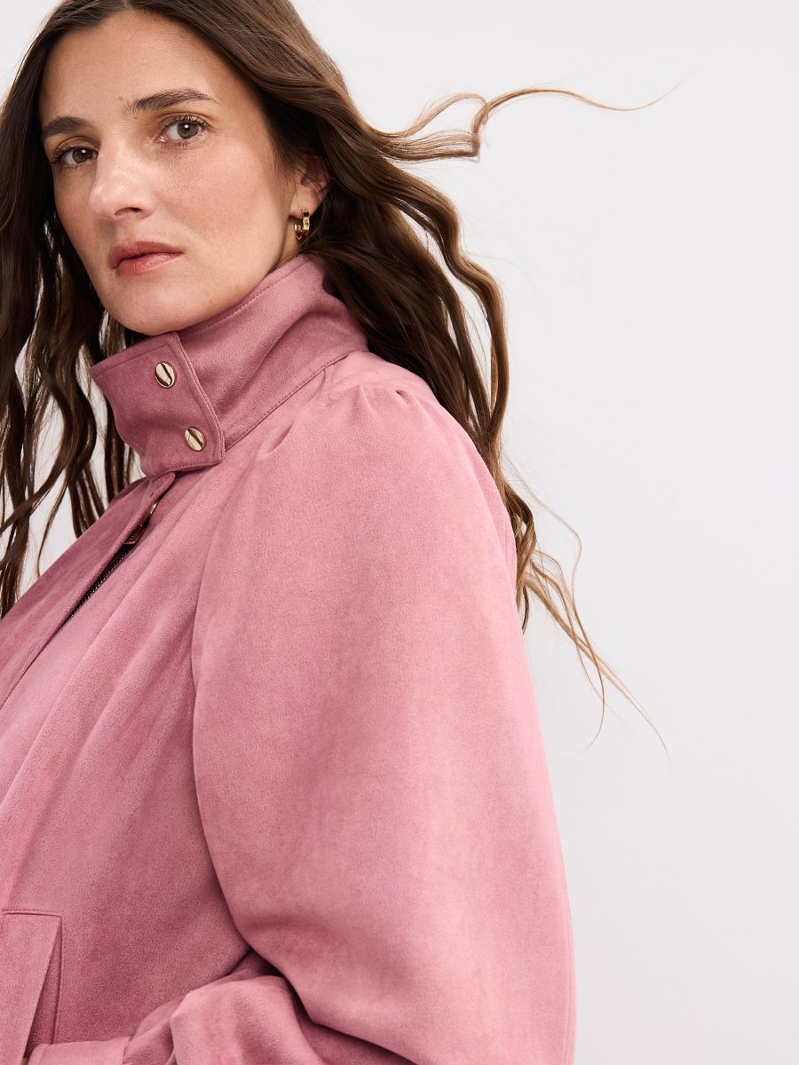 Brązowa kurtka typu biker