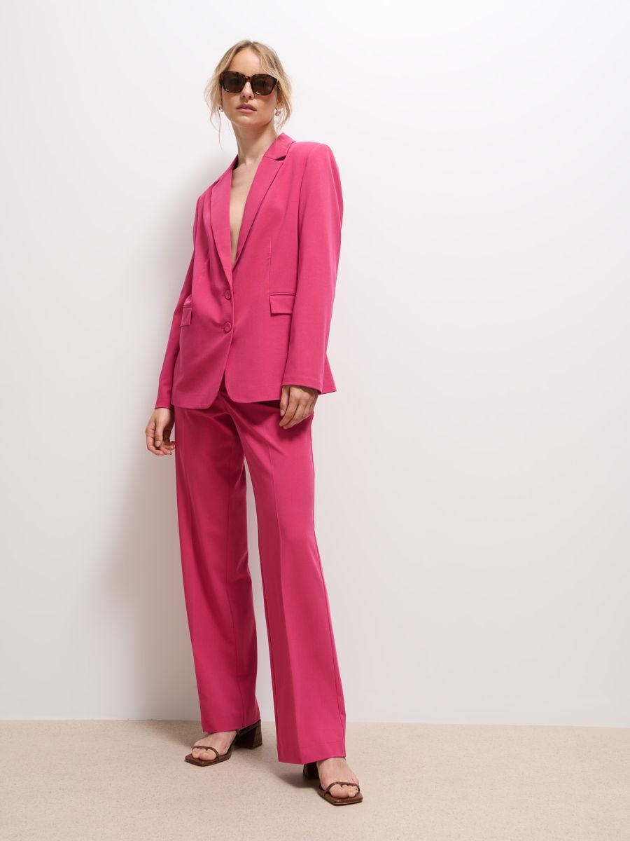 Różowe spodnie z prostą nogawką