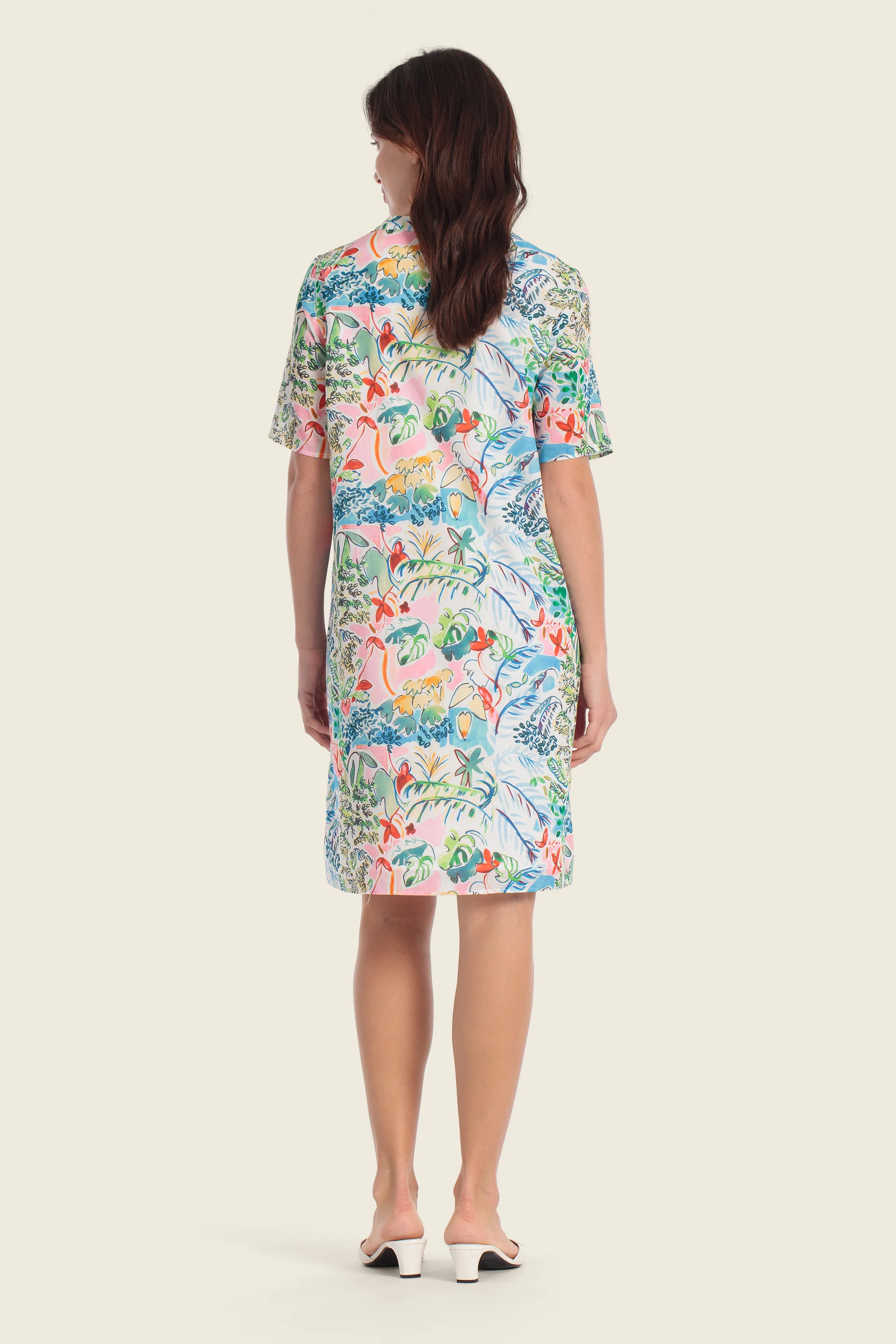 Bedrucktes Baumwollkleid mit Mao-Ausschnitt