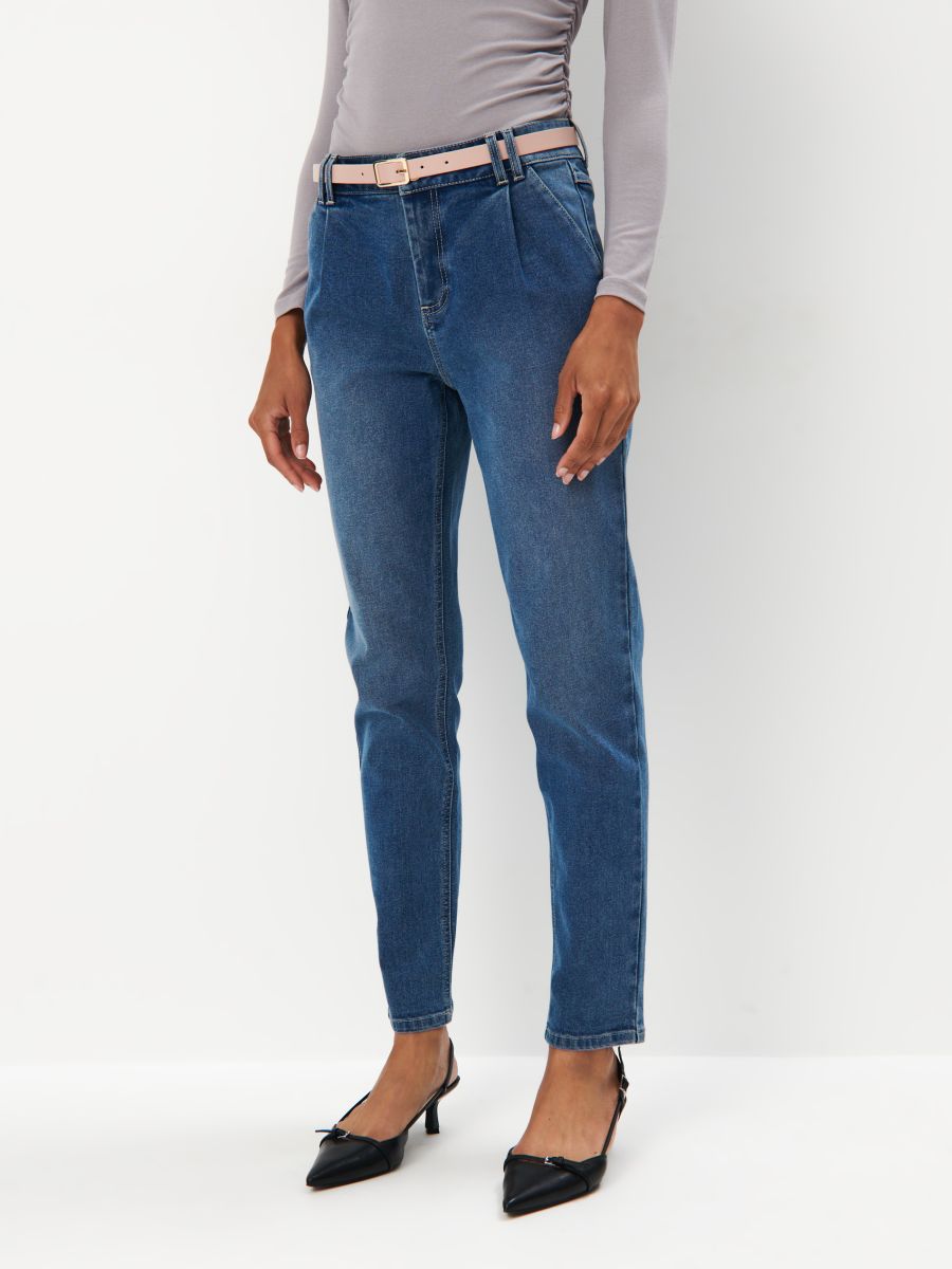 Jeansy chino slim z paskiem