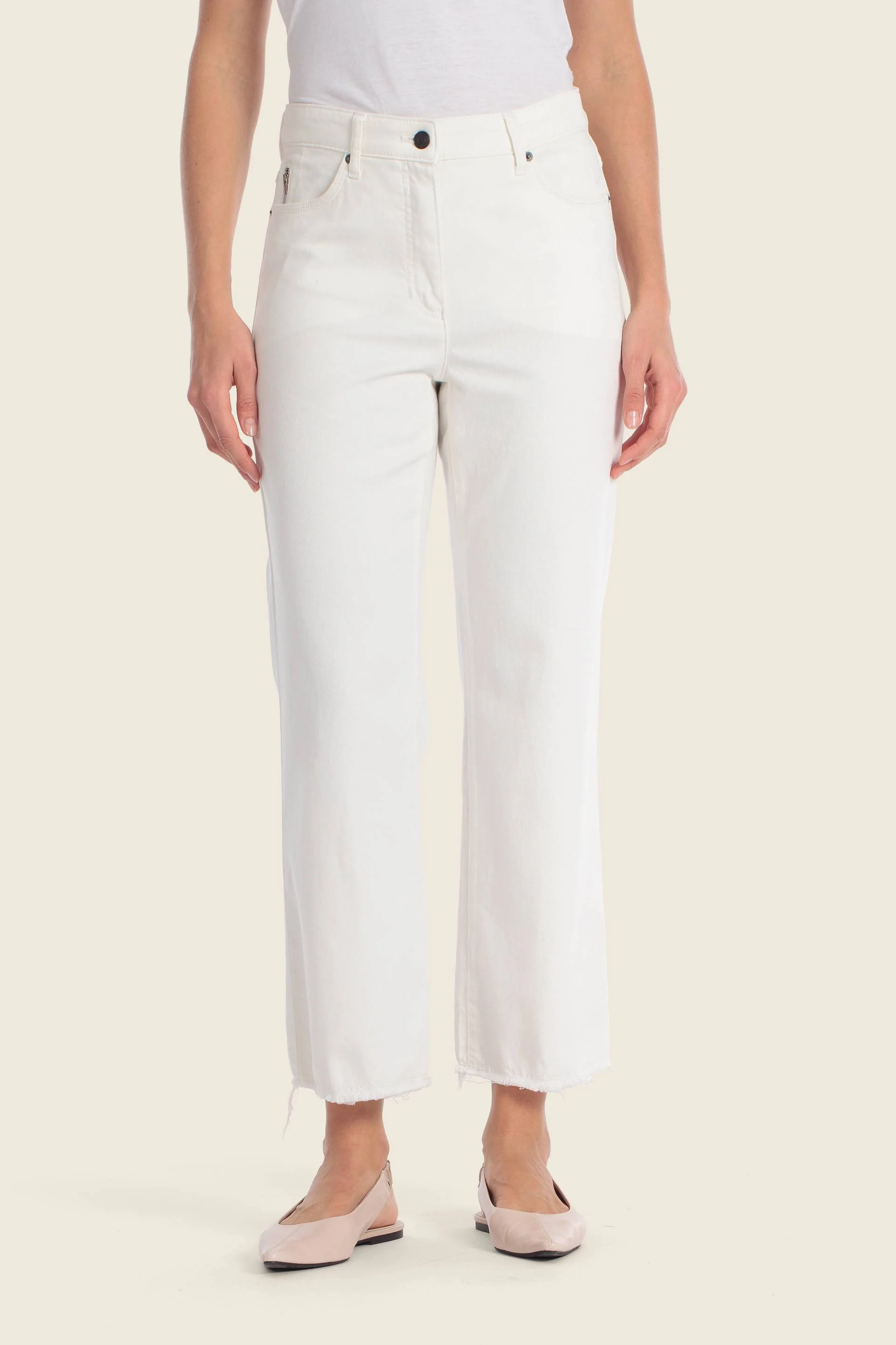 Fünf-Taschen-Hose mit ausgefranstem Saum