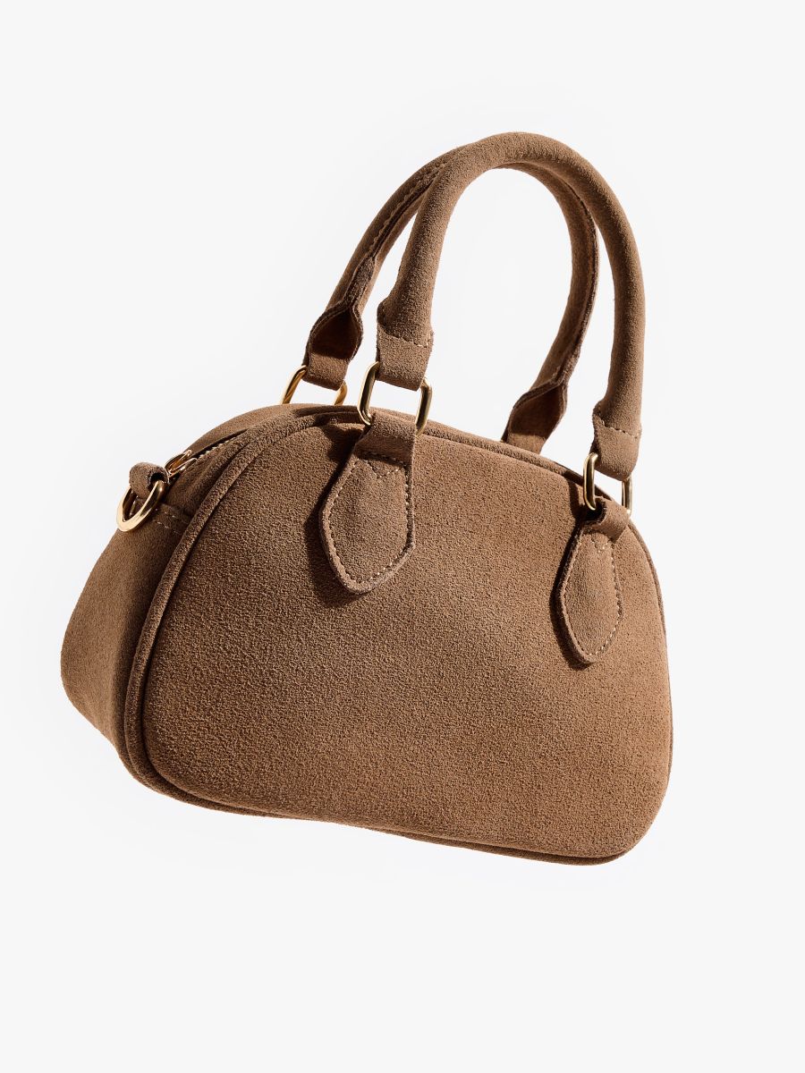 Skórzana torebka z brelokiem