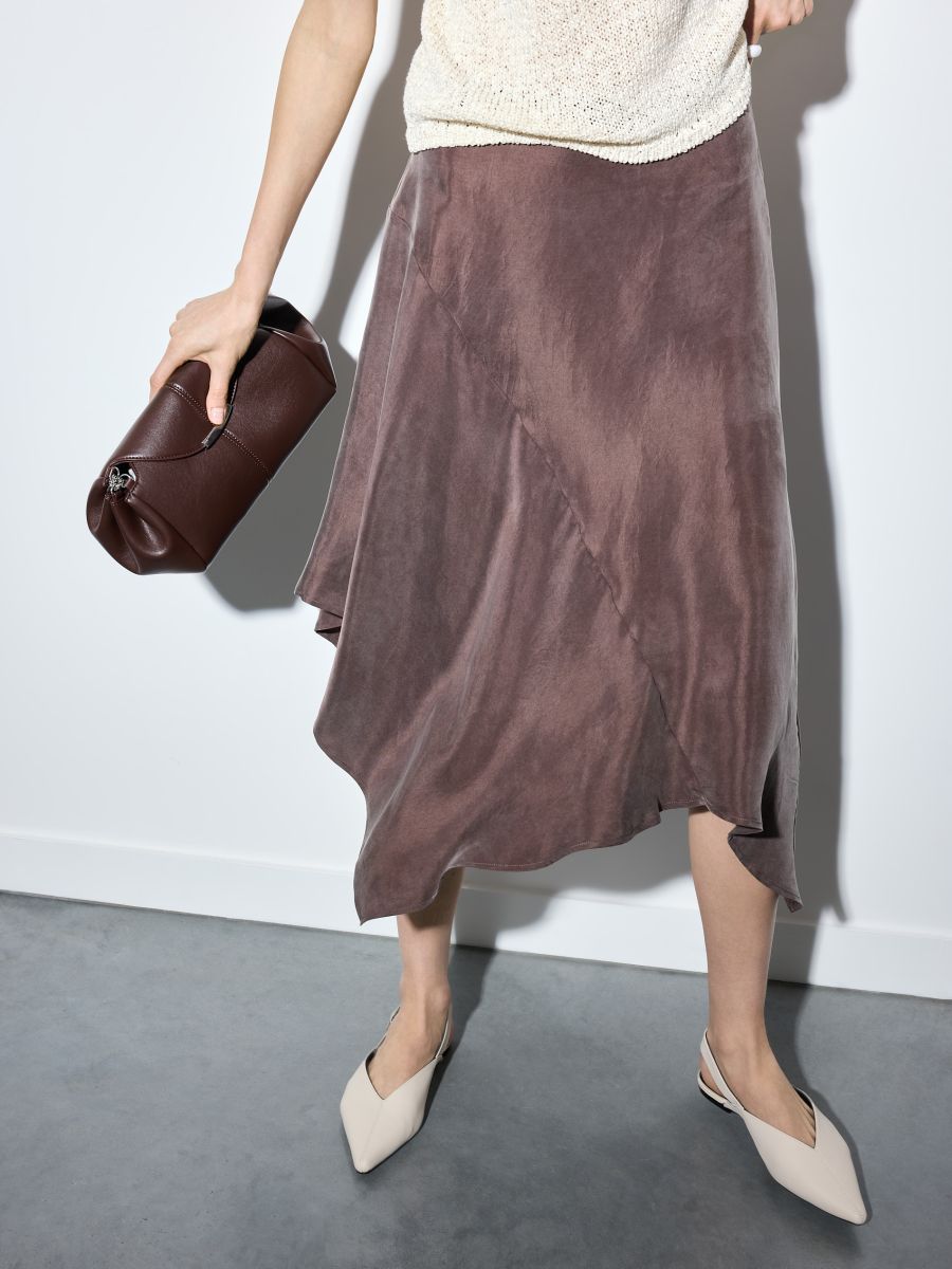 Asymetryczna czekoladowa spódnica midi z cupro