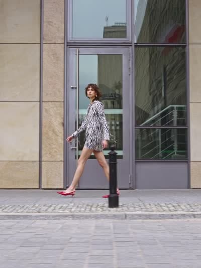 Sukienka mini w zwierzęcy wzór