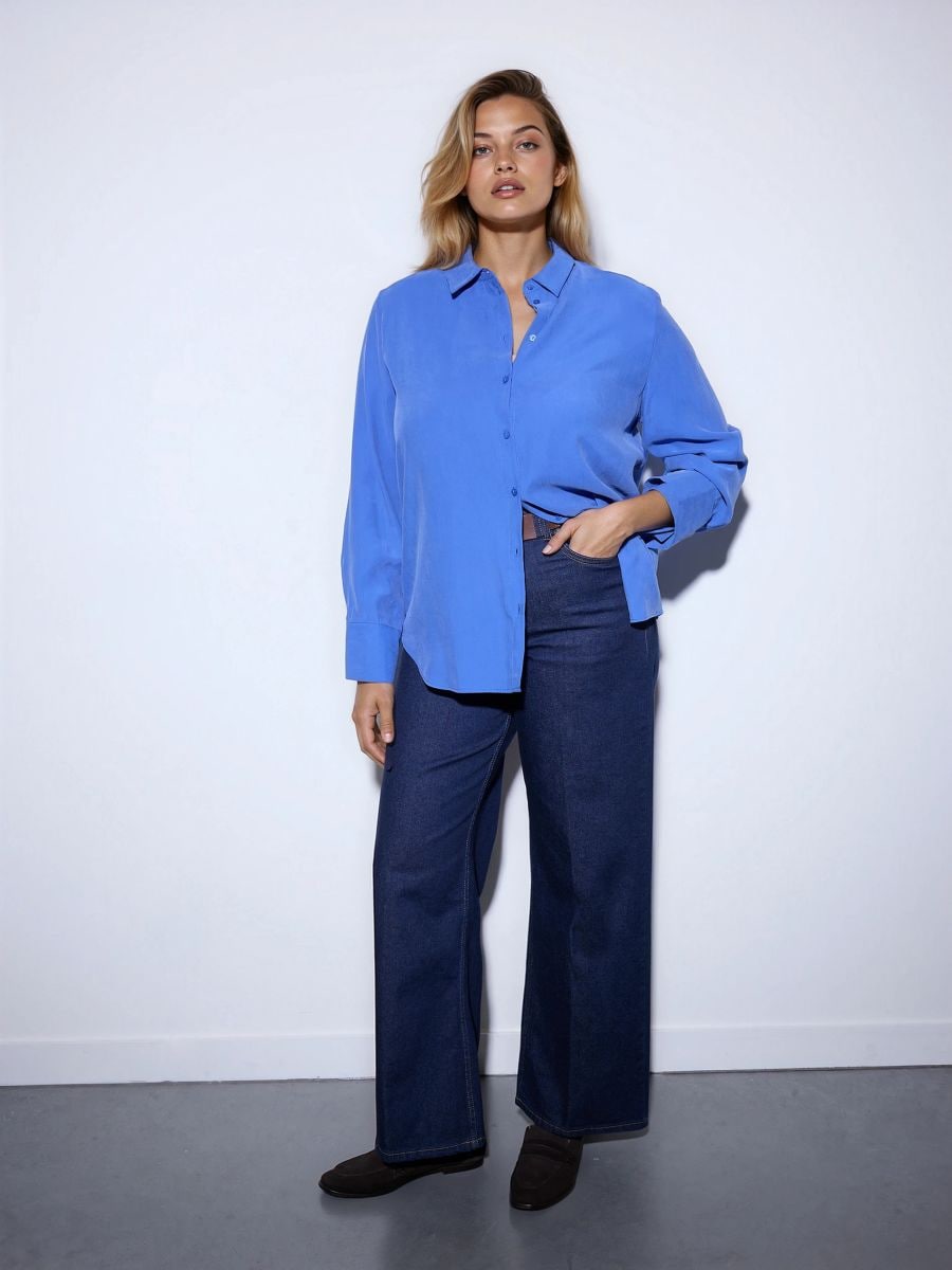 Niebieska koszula z modalem
