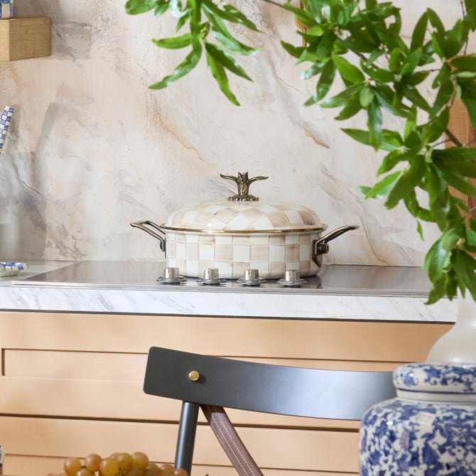 Mocha Check 5 Qt. Casserole