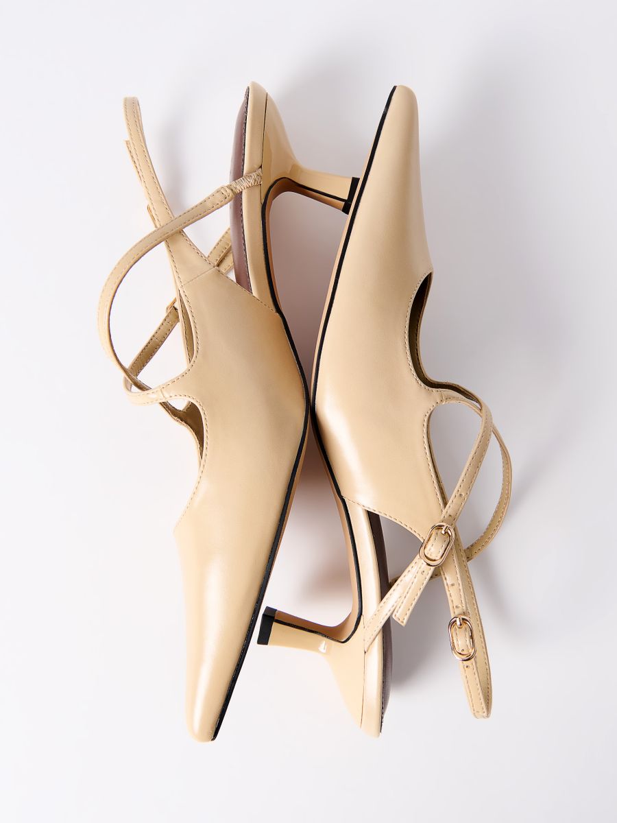 Czółenka na szpilce