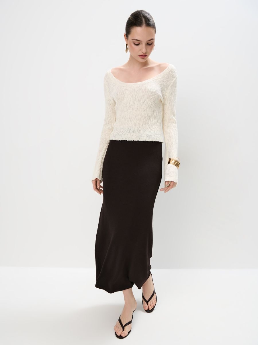 Brązowa spódnica midi z wiskozą