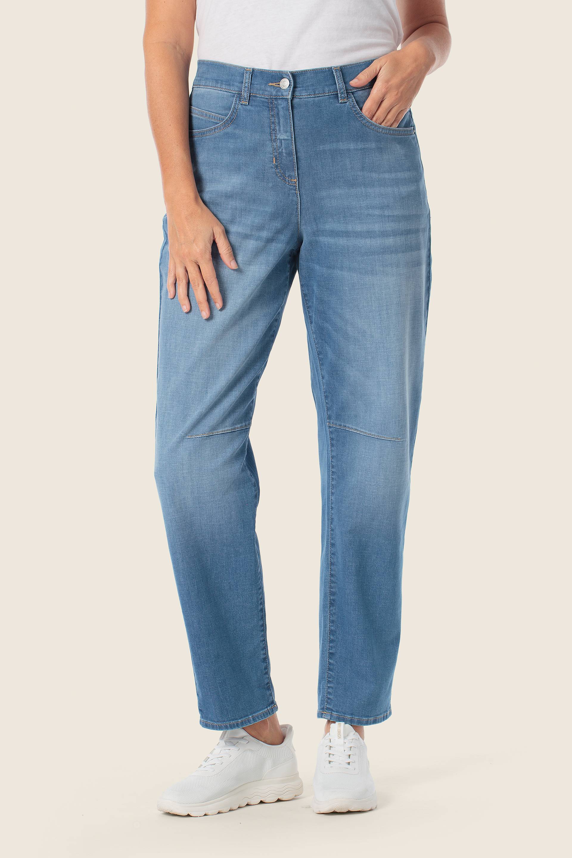 Jeans mit moderner Barrel-Passform