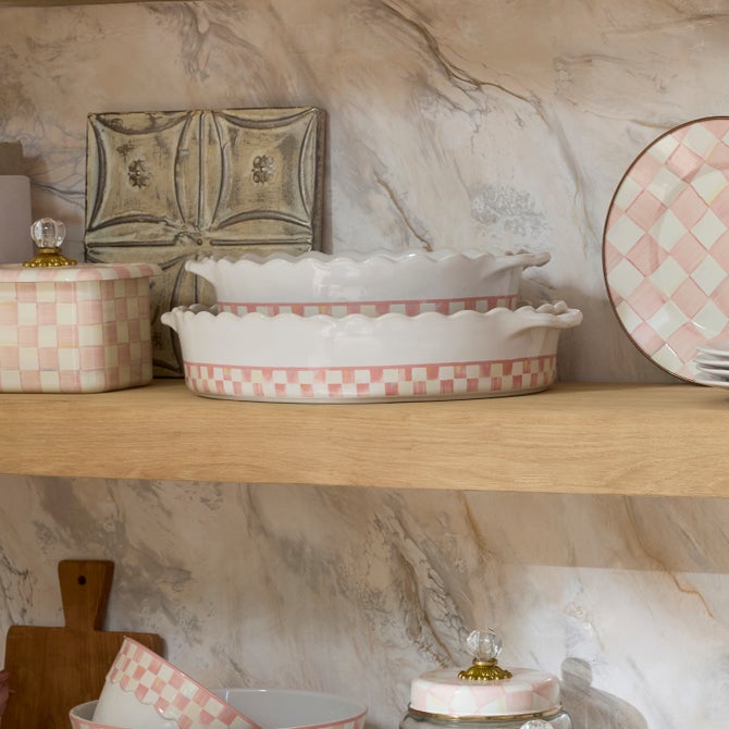 Rosy Check Everyday Large Oval Baker