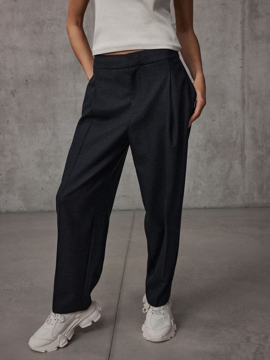 Spodnie z wysokim stanem